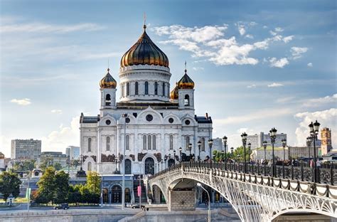 Обратиться в местный собор или храм