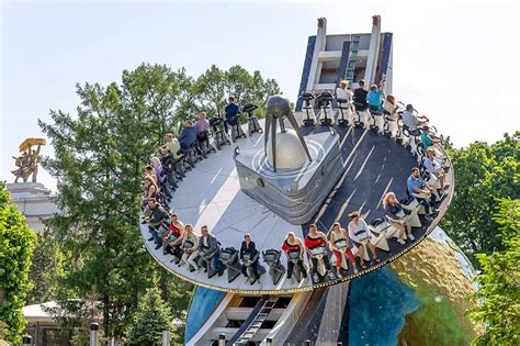 Потрясающие тематические парки и аттракционы на ВДНХ