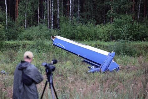 Символика и значение снов о крушении самолета без погибших